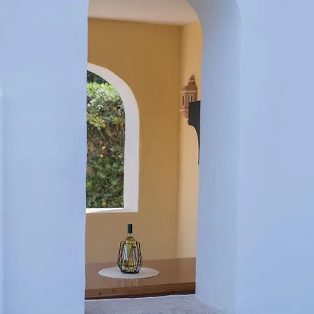 Beautiful Giardino Degli Oleandri-1bedapt Bilo4 아파트 *
